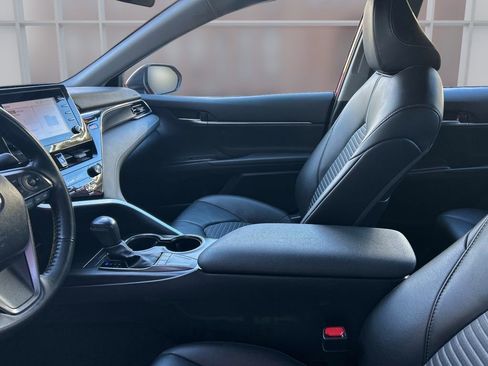 Used 2024 Toyota Camry SE image 20