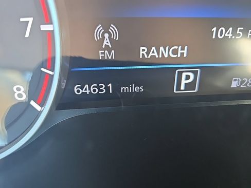 Used 2022 Nissan Sentra SV FWD image 18