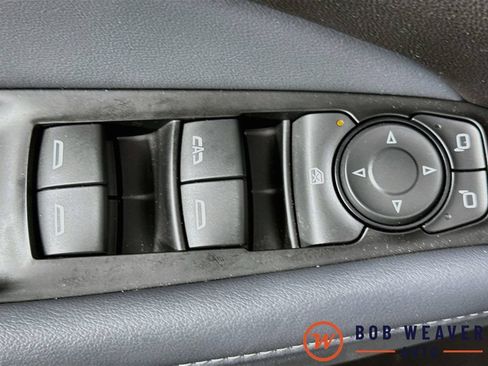 Used 2023 Buick Enclave Essence AWD/4WD image 23