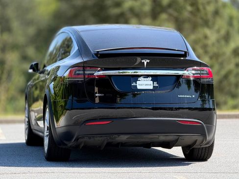 Used 2019 Tesla Model X AWD/4WD image 5