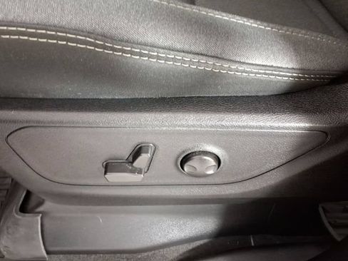 Used 2022 RAM 1500 Big Horn AWD/4WD image 15