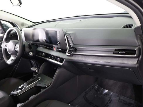 Used 2023 Kia Sportage LX FWD image 25