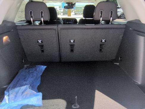 New 2026 Chevrolet TrailBlazer LT w/ Convenience Package FWD image 26