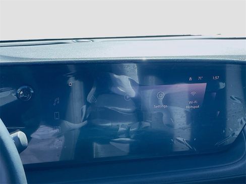 Used 2024 Buick Encore GX Sport Touring w/ Comfort Package image 15