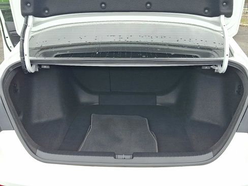 Used 2023 Honda Accord Sport image 27