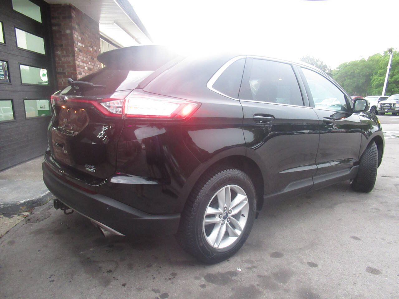 Used 2018 Ford Edge SEL w/ Equipment Group 201A AWD/4WD image 8