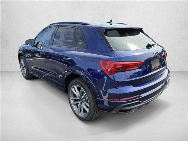 Used 2025 Audi Q3 2.0T Premium w/ Convenience Package AWD/4WD image 7