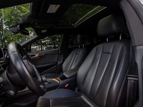 Used 2019 Audi A5 2.0T Premium image 11