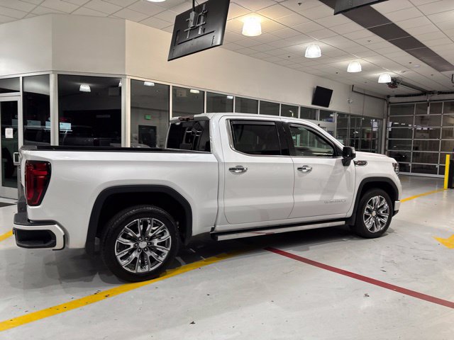 Used 2023 GMC Sierra 1500 Denali w/ Denali Reserve Package AWD/4WD image 11