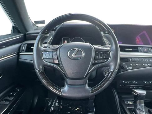 Used 2019 Lexus ES 350 w/ Premium Package FWD image 12