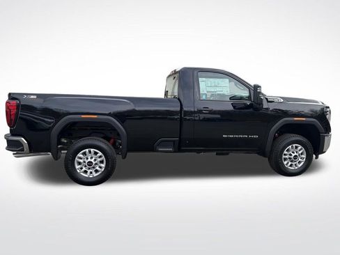 New 2026 GMC Sierra 2500 Pro w/ X31 Off-Road Package AWD/4WD image 7