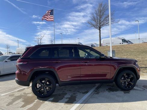 New 2026 Jeep Grand Cherokee Limited image 7
