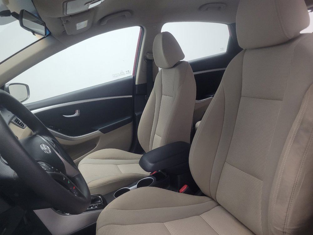 Used 2015 Hyundai Elantra GT FWD image 17