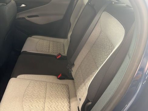 Used 2022 Chevrolet Equinox LS w/ LS Convenience Package FWD image 13
