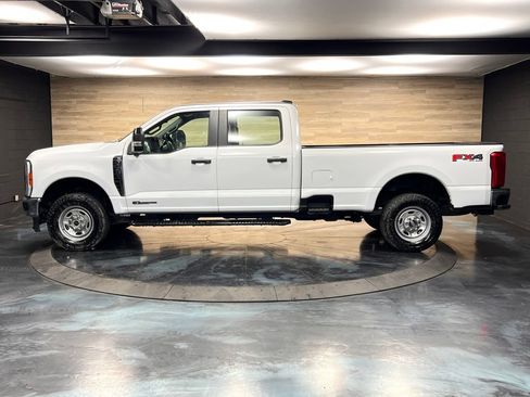 Used 2024 Ford F250 XL w/ FX4 Off-Road Package AWD/4WD image 18