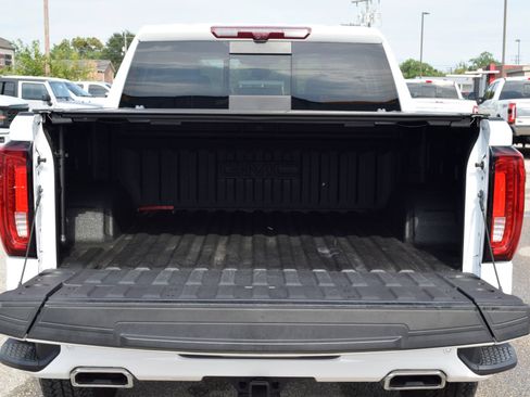 Used 2025 GMC Sierra 1500 AT4 w/ AT4 Premium Package AWD/4WD image 21