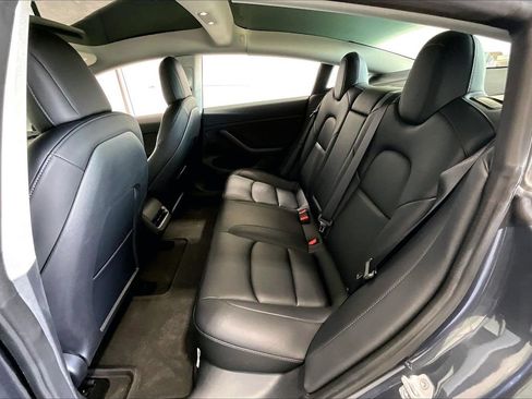Used 2022 Tesla Model 3 Performance AWD/4WD image 24