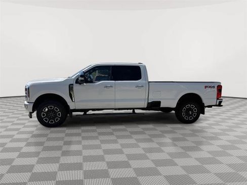 Certified 2024 Ford F250 Platinum w/ FX4 Off-Road Package AWD/4WD image 4