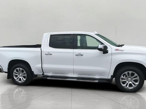 Used 2023 Chevrolet Silverado 1500 LTZ w/ LTZ Convenience Package II AWD/4WD image 11