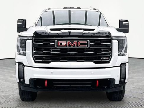 Used 2024 GMC Sierra 2500 AT4 w/ AT4 Premium Plus Package AWD/4WD image 3