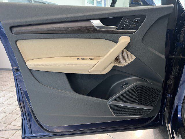 Used 2018 Audi Q5 Prestige AWD/4WD image 12