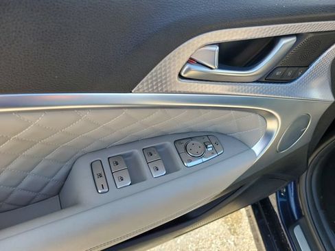 Used 2023 Genesis G70 3.3T w/ Sport Prestige Package RWD image 24