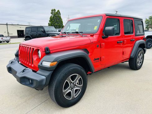Used 2022 Jeep Wrangler Unlimited Sport AWD/4WD image 29