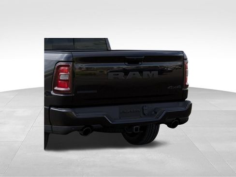 New 2026 RAM 1500 4x4 Crew Cab image 14