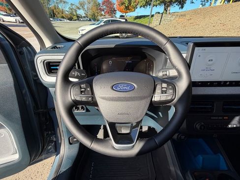 Used 2025 Ford Maverick XLT w/ XLT Luxury Package image 15
