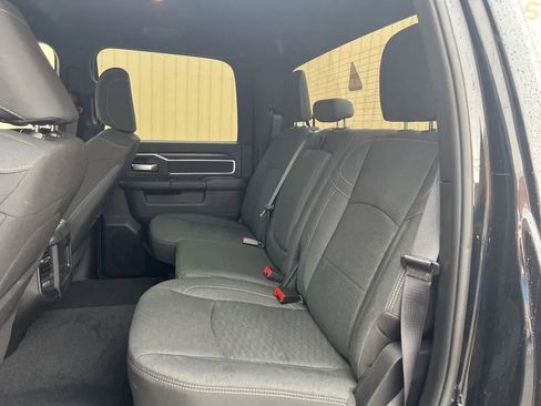Used 2025 RAM 2500 Big Horn AWD/4WD image 30