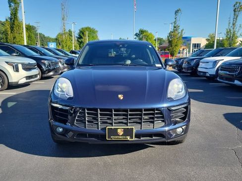 Used 2018 Porsche Macan AWD/4WD image 2