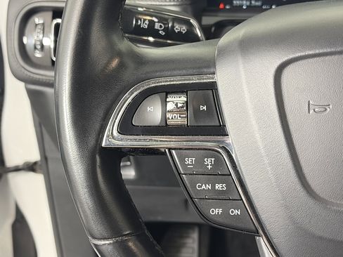 Used 2021 Lincoln Nautilus AWD w/ Equipment Group 101A image 29