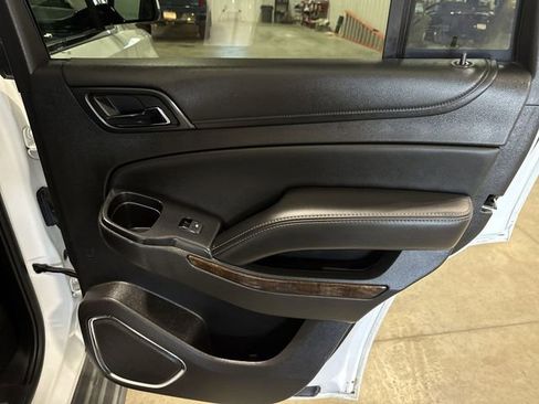 Used 2016 Chevrolet Tahoe LT w/ Luxury Package AWD/4WD image 22