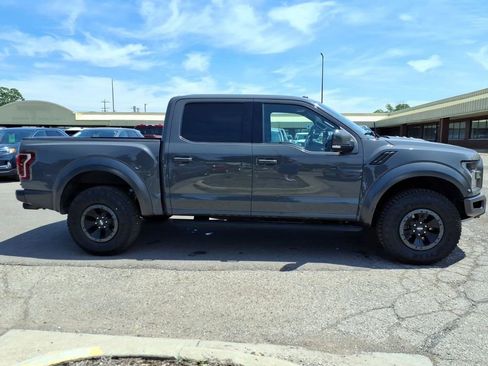 Used 2018 Ford F150 Raptor w/ Equipment Group 802A Luxury AWD/4WD image 6