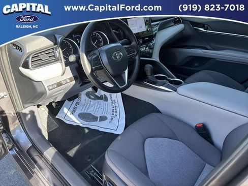 Used 2024 Toyota Camry LE w/ Convenience Package image 18