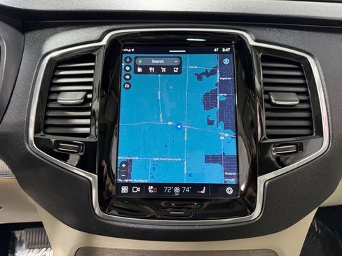 Used 2023 Volvo XC90 B6 Plus w/ Protection Package image 16