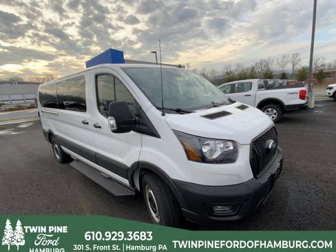 Used 2024 Ford Transit 350 XL RWD image 1