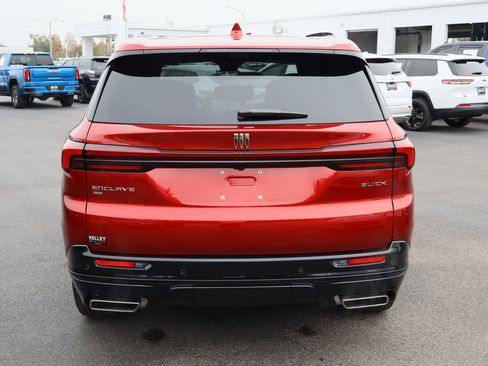 Certified 2026 Buick Enclave Sport Touring w/ Power Package image 8