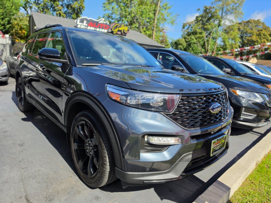 Used 2023 Ford Explorer ST AWD/4WD image 4