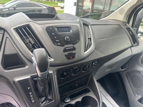 Used 2015 Ford Transit 250 148 Low Roof RWD image 18