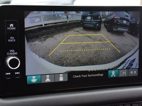 Used 2023 Honda HR-V EX-L image 25