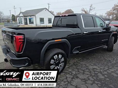 New 2025 GMC Sierra 2500 Denali w/ Denali Reserve Package image 8