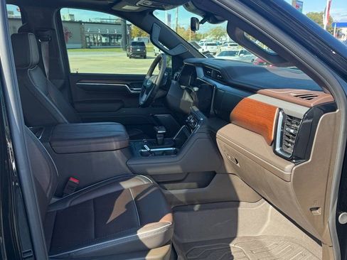 Used 2025 GMC Sierra 1500 Denali w/ Denali Reserve Package image 13