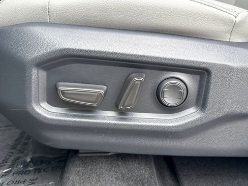 New 2026 Toyota Tundra SR5 image 21