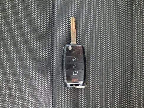 Used 2017 Kia Forte LX FWD image 32