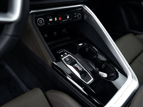 New 2025 Audi Q5 Premium Plus image 10