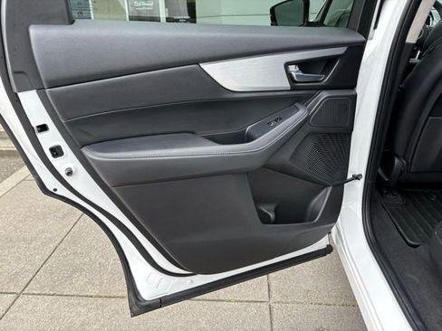 Certified 2025 Acura MDX SH-AWD image 13