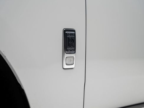 Used 2024 Rolls-Royce Cullinan w/ Cullinan Package AWD/4WD image 24