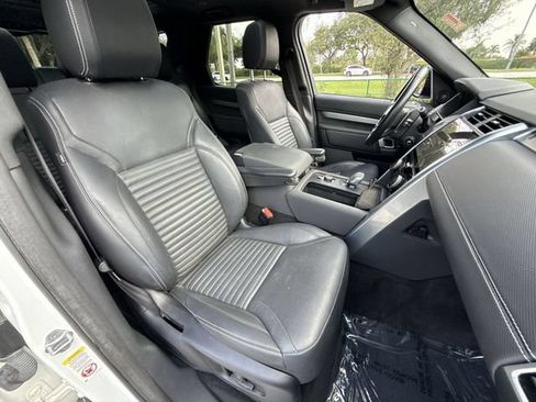 Used 2022 Land Rover Discovery S R-Dynamic AWD/4WD image 27