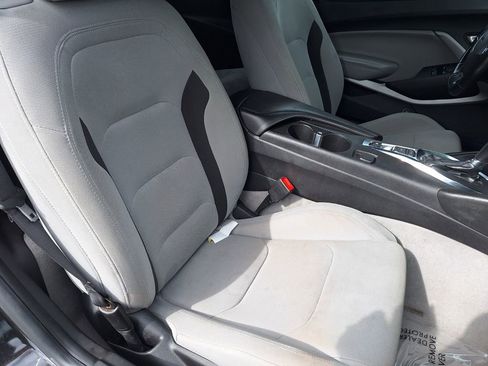 Used 2023 Chevrolet Camaro LT image 24